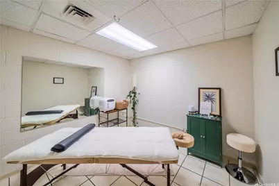 2203 Young Street, Honolulu, HI 96826 - Photo 17