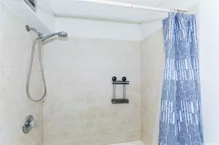 2211 Ala Wai Blvd, Honolulu, HI 96815 - Photo 7