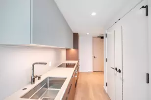 333 Ward Ave, Honolulu, HI 96814 - Photo 9