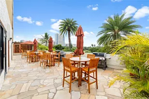 2045 Kalakaua Ave, Honolulu, HI 96815 - Photo 15