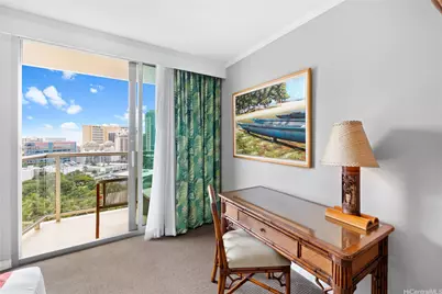 2045 Kalakaua Avenue #1607, Honolulu, HI 96815 - Photo 9