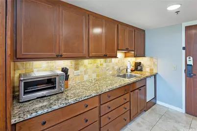 2045 Kalakaua Avenue #609, Honolulu, HI 96815 - Photo 5