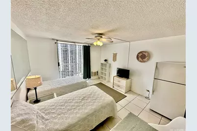 1920 Ala Moana Boulevard #1606, Honolulu, HI 96815 - Photo 13