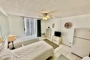 1920 Ala Moana Blvd, Honolulu, HI 96815 - Photo 13