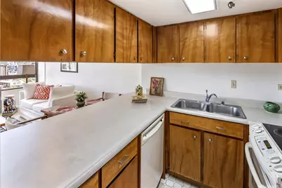 2499 Kapiolani Boulevard #2804, Honolulu, HI 96826 - Photo 3
