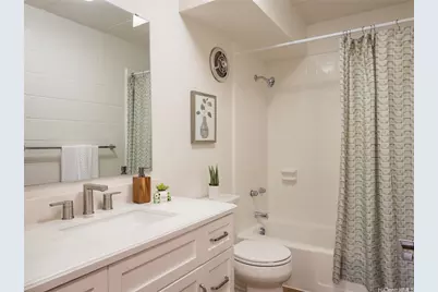 2015 Wilder Avenue #2E, Honolulu, HI 96822 - Photo 9