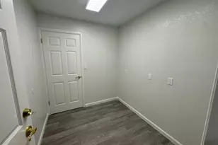 2809 Henry St, Honolulu, HI 96817 - Photo 11