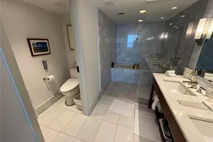 383 Kalaimoku St, Honolulu, HI 96815 - Photo 19