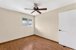 46-261 Kahuhipa St, Kaneohe, HI 96744 - Photo 11