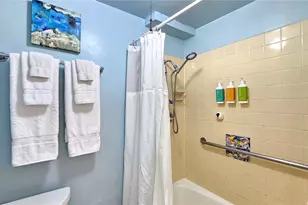 134 Kapahulu Ave, Honolulu, HI 96815 - Photo 11