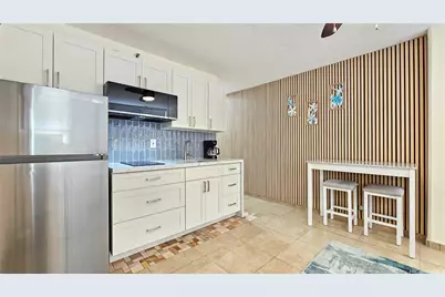 134 Kapahulu Avenue #801, Honolulu, HI 96815 - Photo 5