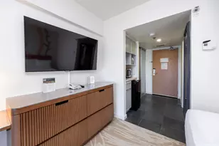 410 Atkinson Dr, Honolulu, HI 96814 - Photo 11