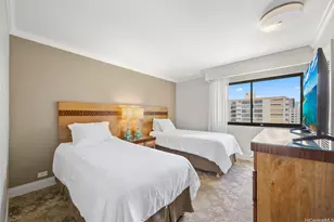 2470 Kalakaua Ave, Honolulu, HI 96815 - Photo 15