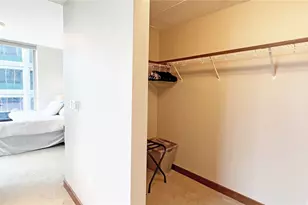 1555 Kapiolani Blvd, Honolulu, HI 96814 - Photo 7