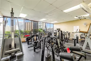 411 Hobron Ln, Honolulu, HI 96815 - Photo 23