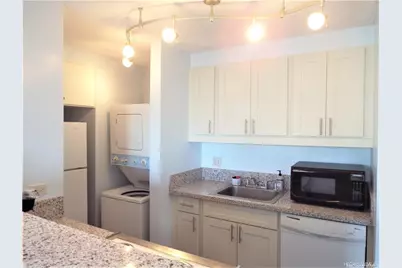1778 Ala Moana Boulevard #2610, Honolulu, HI 96815 - Photo 5