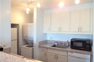 1778 Ala Moana Blvd, Honolulu, HI 96815 - Photo 5