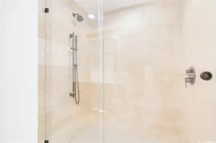 333 Ward Ave, Honolulu, HI 96814 - Photo 9