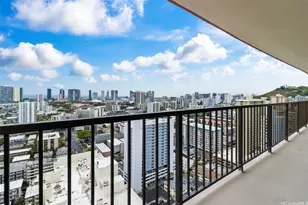 1201 Wilder Ave, Honolulu, HI 96822 - Photo 9
