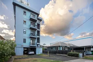 738 Palani Ave, Honolulu, HI 96816 - Photo 1