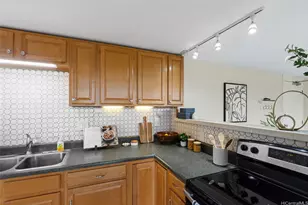 1060 Kamehameha Hwy, Pearl City, HI 96782 - Photo 7