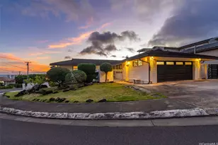 1766 St Louis Dr, Honolulu, HI 96816 - Photo 1