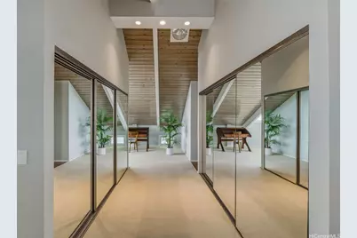 586 Kaimalino Street, Kailua, HI 96734 - Photo 19