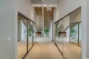586 Kaimalino St, Kailua, HI 96734 - Photo 19