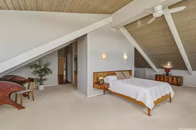 586 Kaimalino Street, Kailua, HI 96734 - Photo 17
