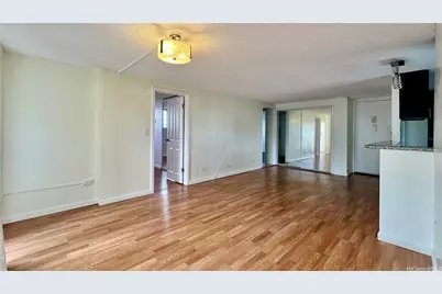 1121 Wilder Avenue #900B, Honolulu, HI 96822 - Photo 7