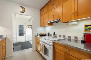 906 Koko Isle Cir, Honolulu, HI 96825 - Photo 7