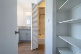 2085 Ala Wai Blvd, Honolulu, HI 96815 - Photo 15