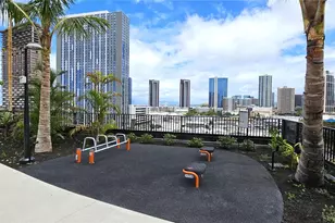333 Ward Ave, Honolulu, HI 96814 - Photo 23