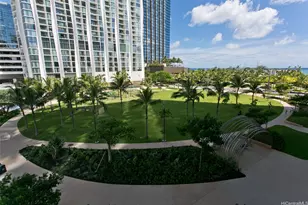 333 Ward Ave, Honolulu, HI 96814 - Photo 1