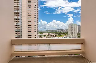 500 University Ave, Honolulu, HI 96826 - Photo 7