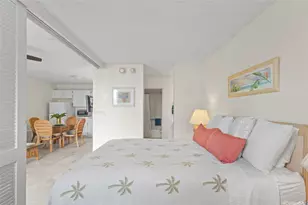2240 Kuhio Ave, Honolulu, HI 96815 - Photo 11