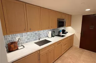 223 Saratoga Rd, Honolulu, HI 96815 - Photo 3