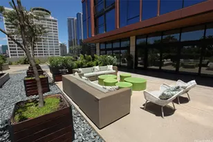 1555 Kapiolani Blvd, Honolulu, HI 96814 - Photo 23