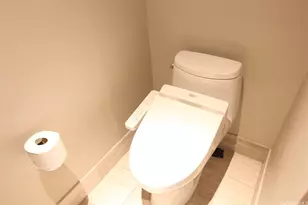 1555 Kapiolani Blvd, Honolulu, HI 96814 - Photo 9