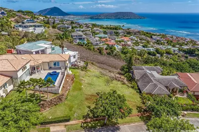 549 Moaniala Street, Honolulu, HI 96821 - Photo 15