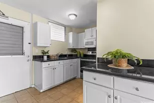 2440 Date St, Honolulu, HI 96826 - Photo 7