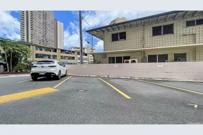 2440 Date Street #303, Honolulu, HI 96826 - Photo 15