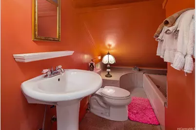 2001 Vancouver Drive, Honolulu, HI 96822 - Photo 11