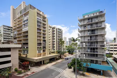 2215 Aloha Drive #DH401(4J), Honolulu, HI 96815 - Photo 15