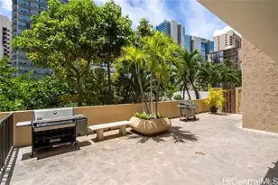 2215 Aloha Dr, Honolulu, HI 96815 - Photo 13