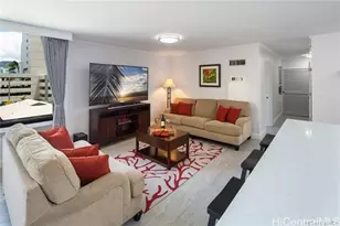 2215 Aloha Dr, Honolulu, HI 96815 - Photo 3
