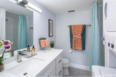 2215 Aloha Drive #DH401(4J), Honolulu, HI 96815 - Photo 11