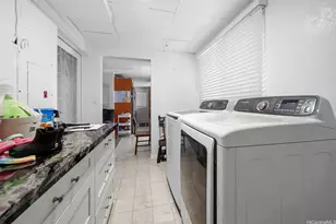 1011 Luaole Pl, Honolulu, HI 96818 - Photo 23