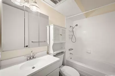 1718 Anapuni Street #301, Honolulu, HI 96822 - Photo 7