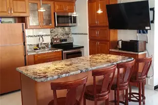 2500 Kalakaua Ave, Honolulu, HI 96815 - Photo 15
